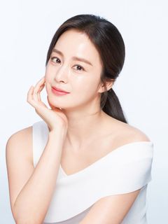 Kim Tae-Hee (김태희)